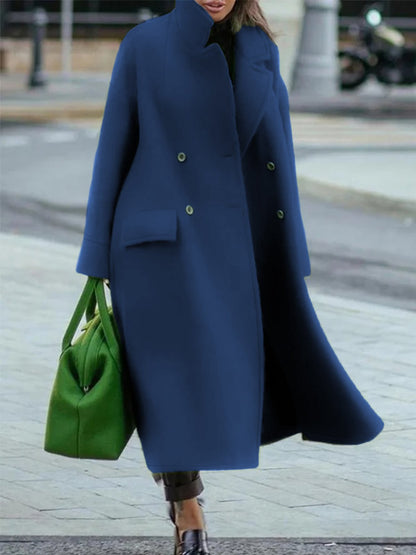 Elegante Damenwinterjacke mit Doppelknöpfen
