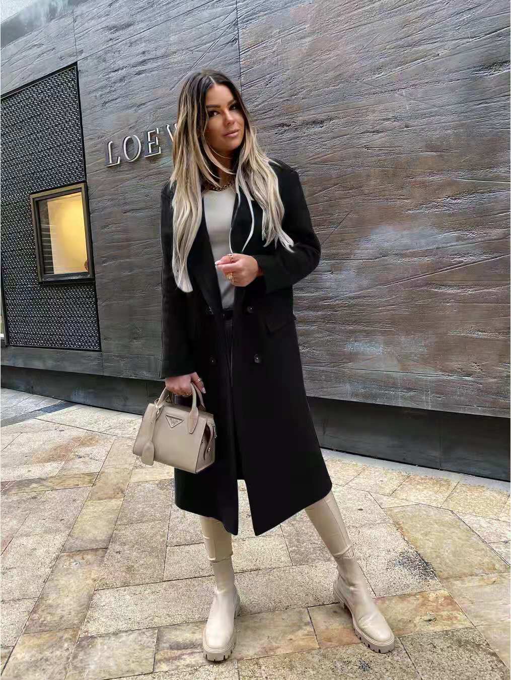 Wintermantel Damen Wollig Knöpfe