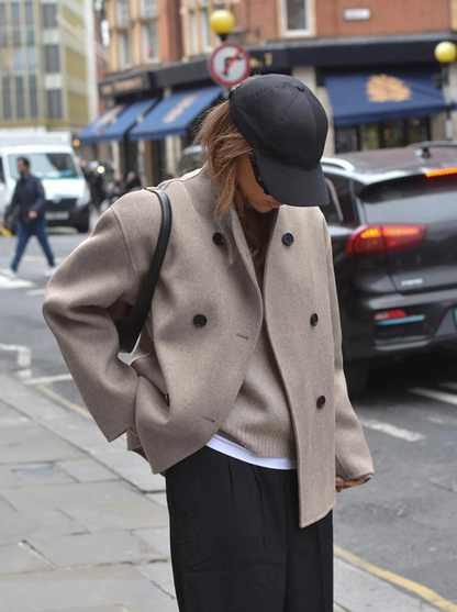 Modische Damenmantel Oversize Stil