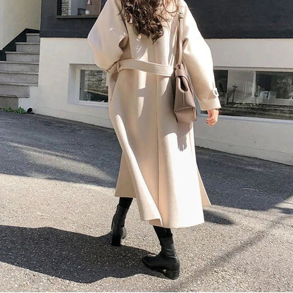Stylischer Damen Trenchcoat Elegantes Design - IdealeKleiden