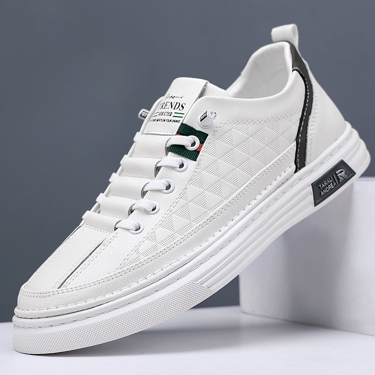 Bequeme Herren Turnschuhe für Wandern