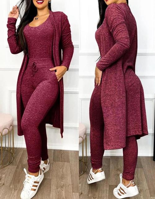 Schmale Jumpsuit mit Jacke