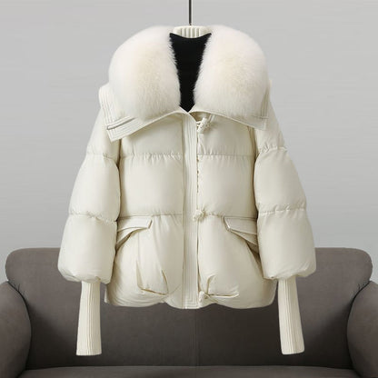 Stylische Pufferjacke Damen Glamour Look