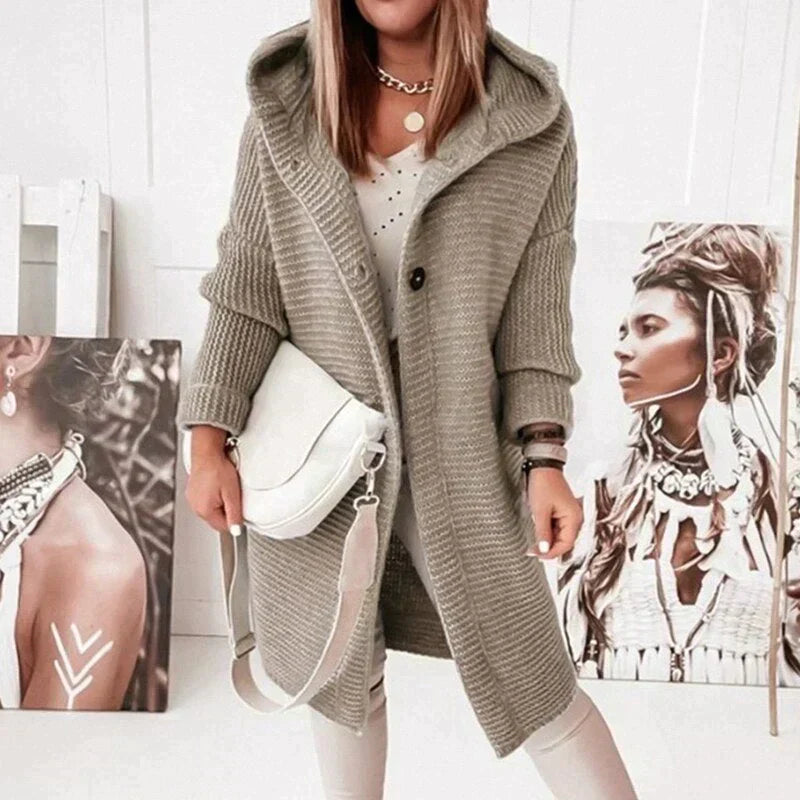 Kuschelige Strickjacke mit Kapuze Großzügig