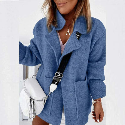 Modische Damenjacke mit Schalkragen
