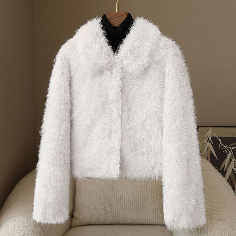 Stylische Kurzjacke Pelzverbrämung Knöpfe