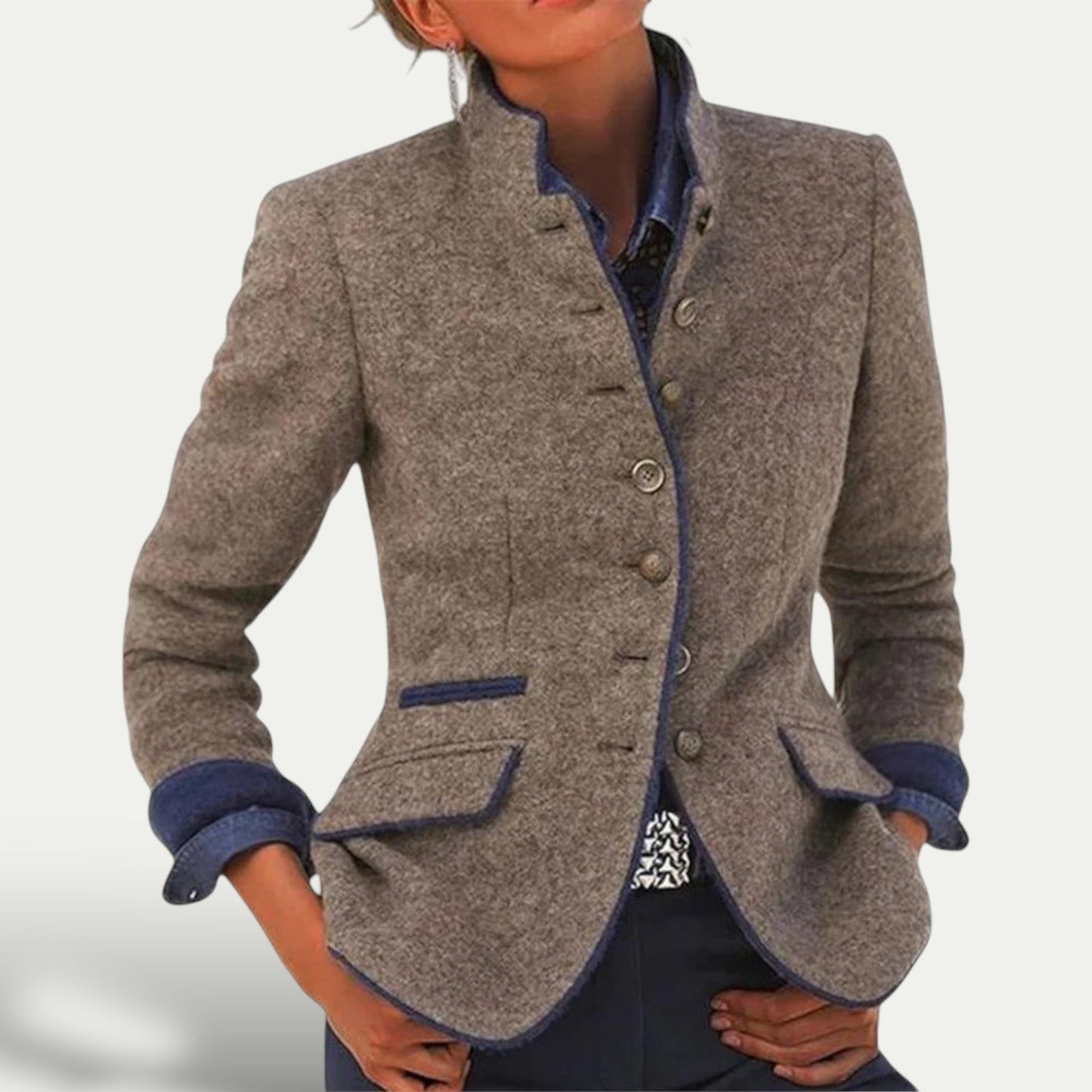 Stylischer Kurzblazer Mit Stehkragen – Elegantes Casual Design