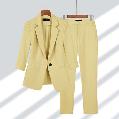 Elegante Damenkleidung Ensemble
