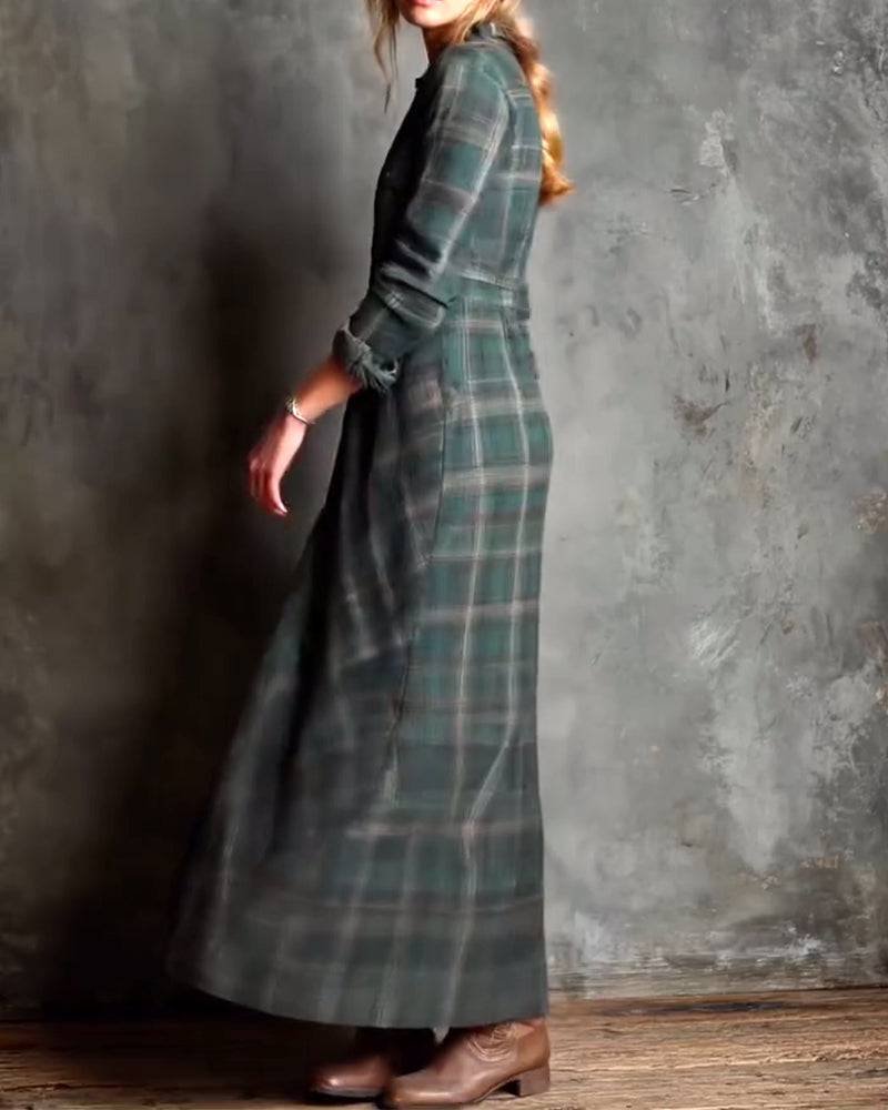 Elegantes Kleid mit Revers und Karo - IdealeKleiden