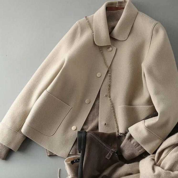 Kurze Damenjacke Warme Wintermode
