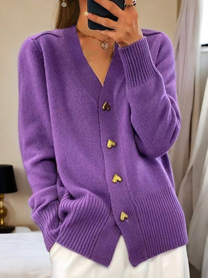 Weicher Cardigan mit Goldenen Herzknöpfen