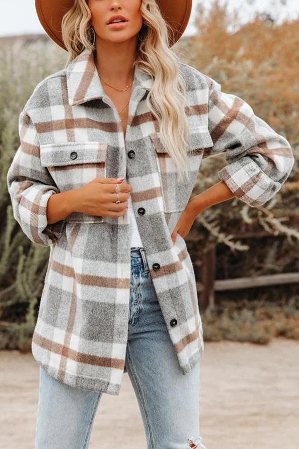 Modische Karo-Jacke Damen mit praktischen Taschen