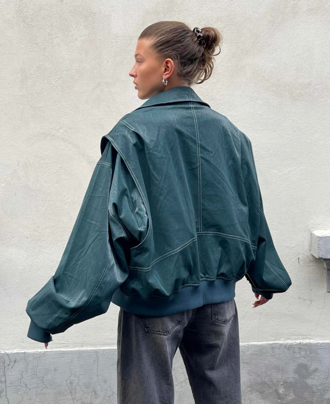 Große Damenjacke Reißverschluss Elegant