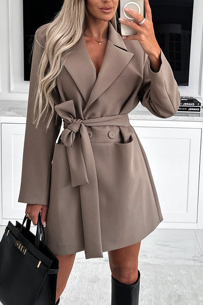 Elegante Beige Damenjacke Lang