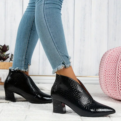 Glänzende Stiefeletten Croco Muster Elegant