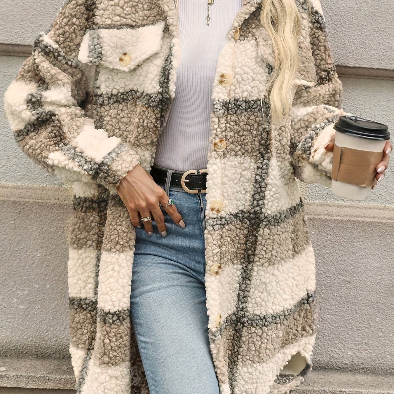 Stylische Karo Jacke Fuzzy Oberfläche