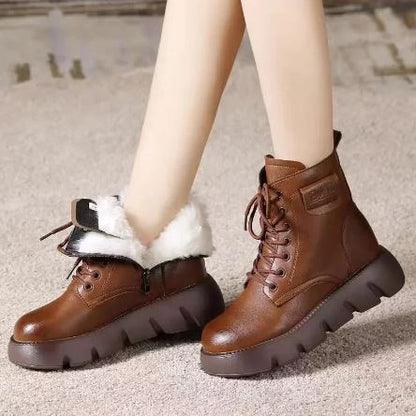 Warmhaltende Stiefel mit dicken Sohlen - IdealeKleiden