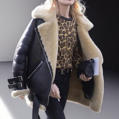 Stylische Lederjacke Frauen Trendy Design