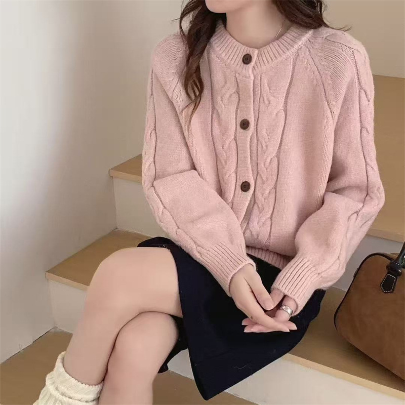 Stylische Strickjacke mit Knöpfen Damen
