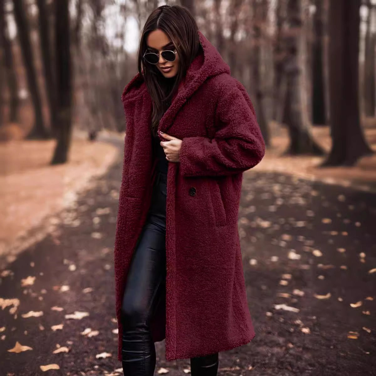 Wintermantel Oversized Wolle Kapuze - IdealeKleiden