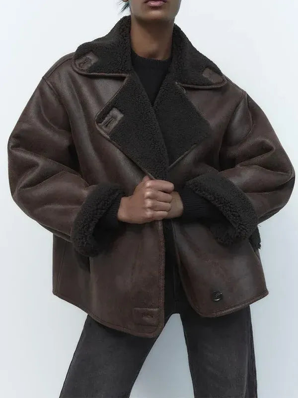 Lederjacke Übergröße Hüftlang Vintage Stil Lammfell Detail - IdealeKleiden
