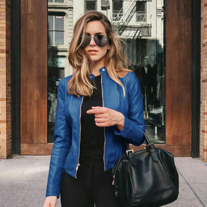 Farbige Lederjacke Modern Bikerstil