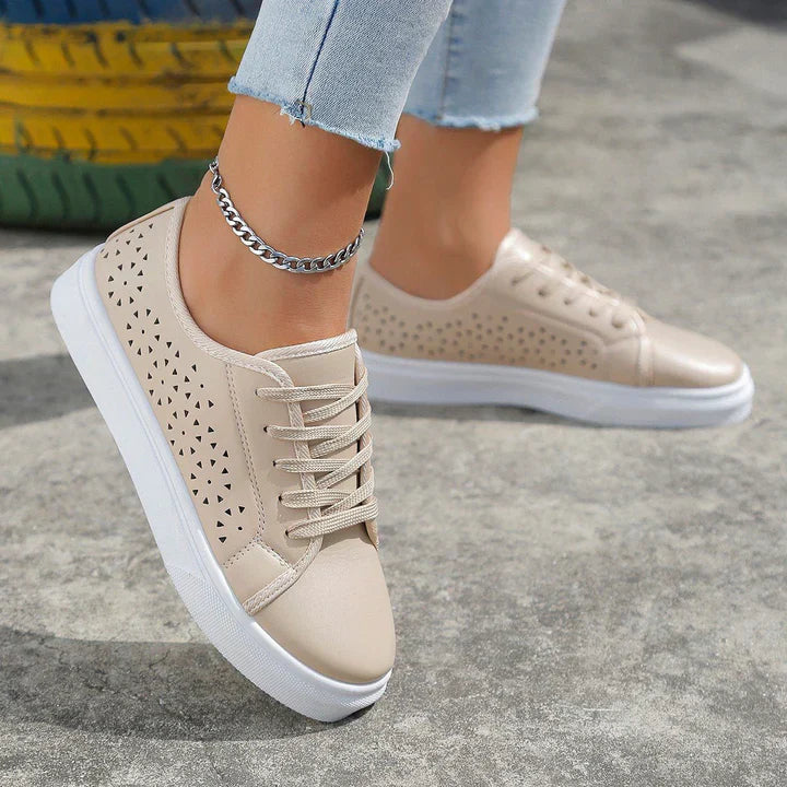 Damen Sneaker Beige Schnürsenkel