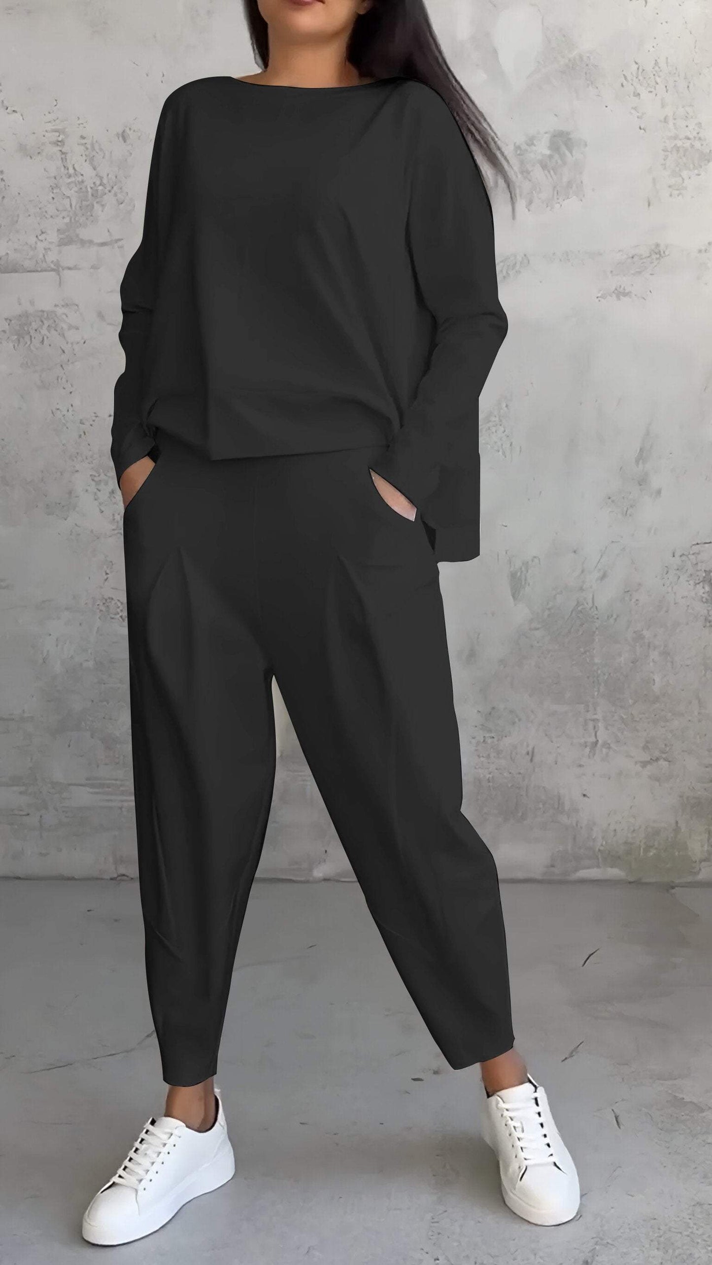 Weite Lounge-Set: Übergröße Top und Hose aus Weichem Strick