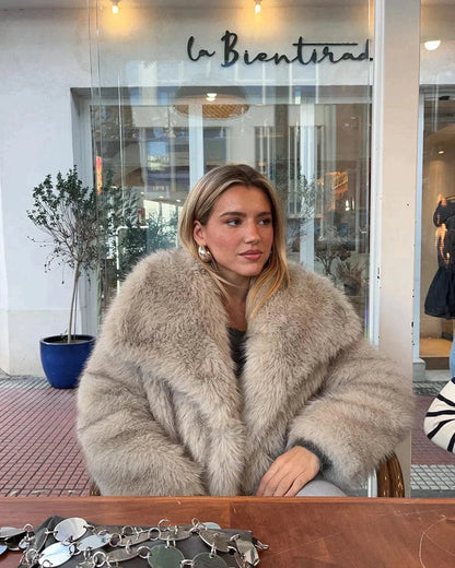 Eleganter Damenmantel Chic Winter - IdealeKleiden