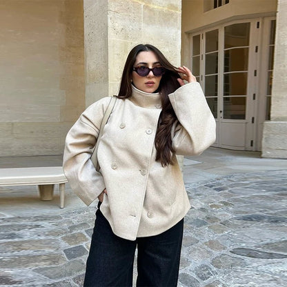 Stilvolle Herrenjacke Stehkragen Design