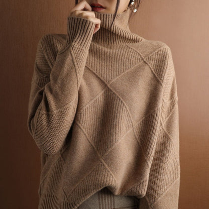 Stylischer Rollkragenpullover Geometrisches Design