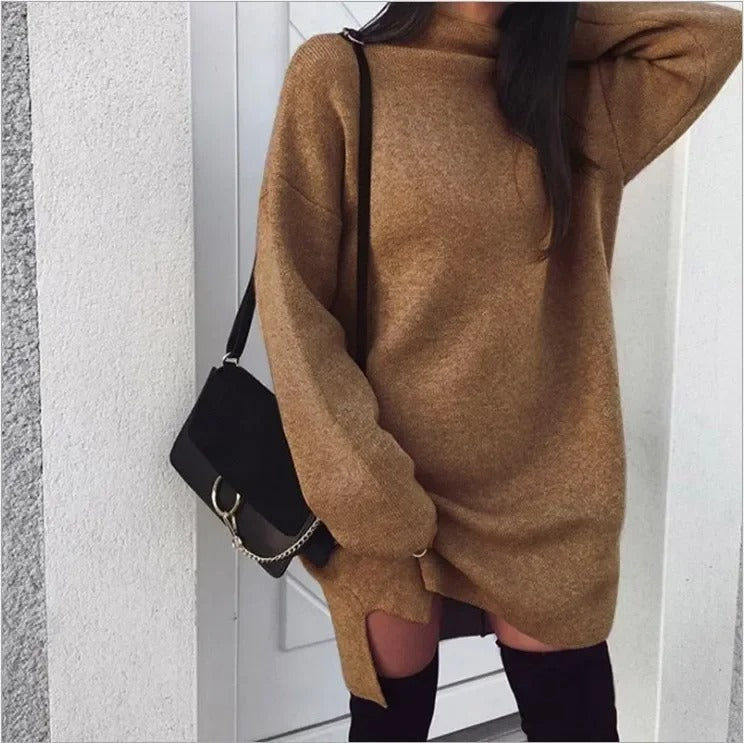 Übergrößes Strickkleid Rollkragen Modell