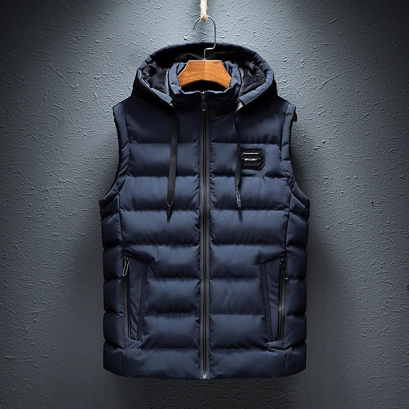Praktischer Bodywarmer Mit Kapuze