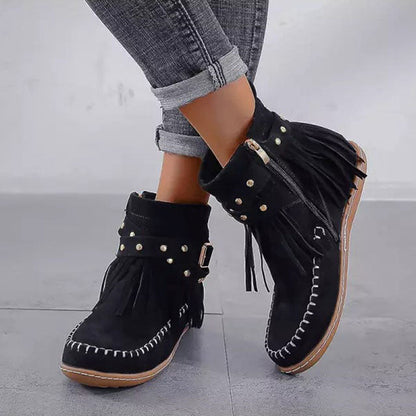 Stylische Stiefel Vintage Look Fransen Detail