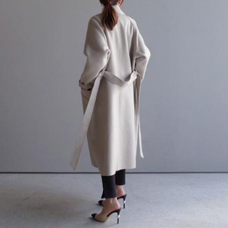 Eleganter Damen Trenchcoat Stilvoll & Bequem - IdealeKleiden