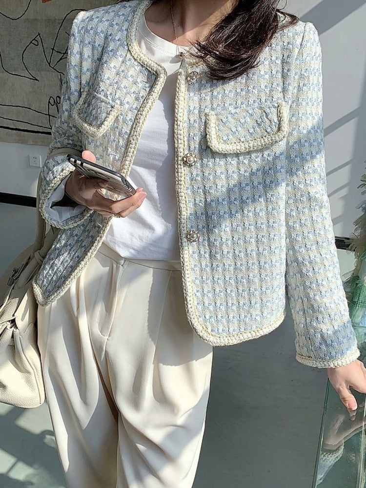 Stilvolle Damenjacke Warm &amp; Elegant - IdealeKleiden